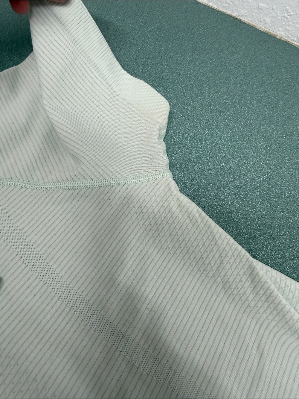 lululemon athletica Swiftly Tech 2.0  Short Sleeve Women’s 4 - Picture 6 of 11